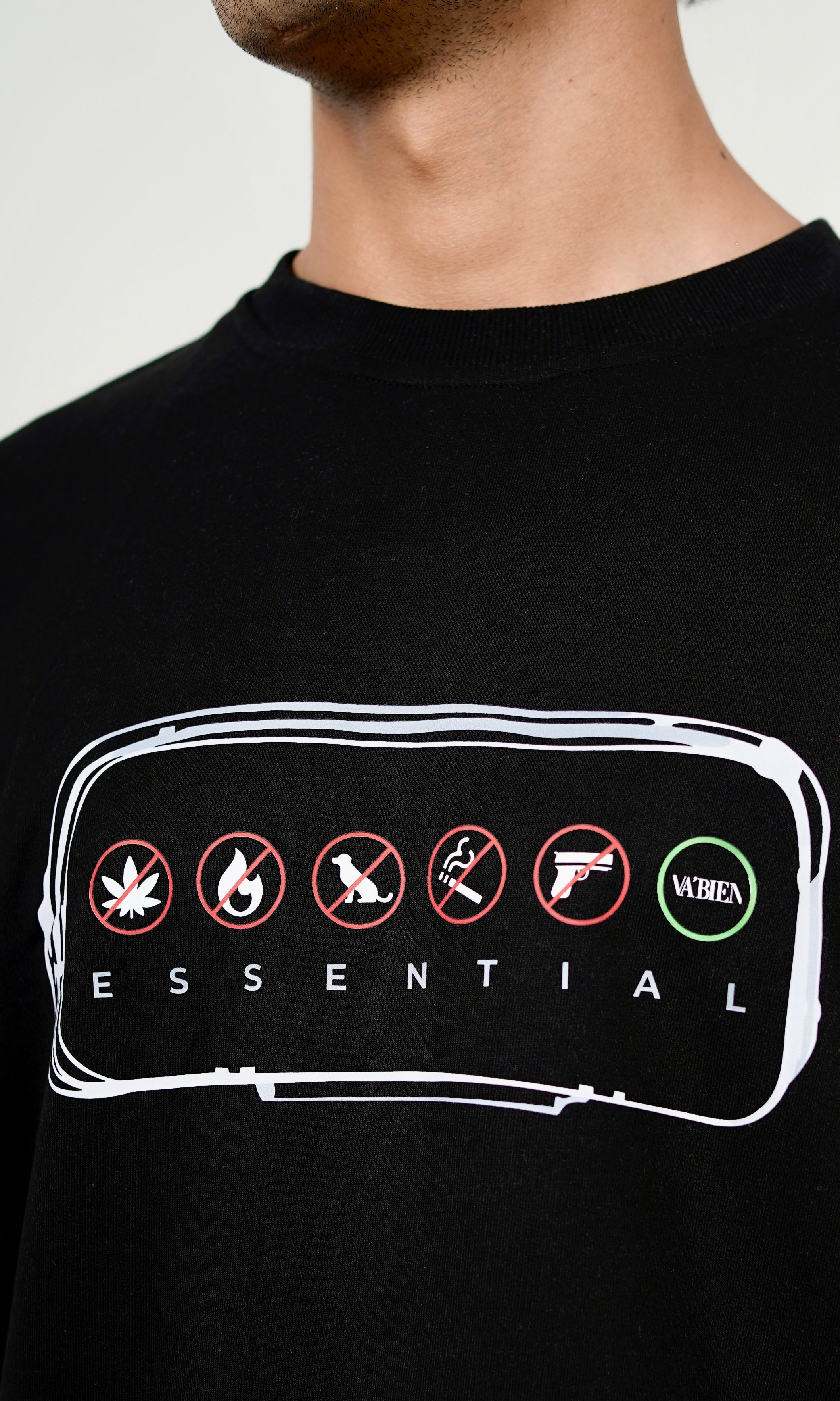 ESCAPE T-SHIRT - BLACK