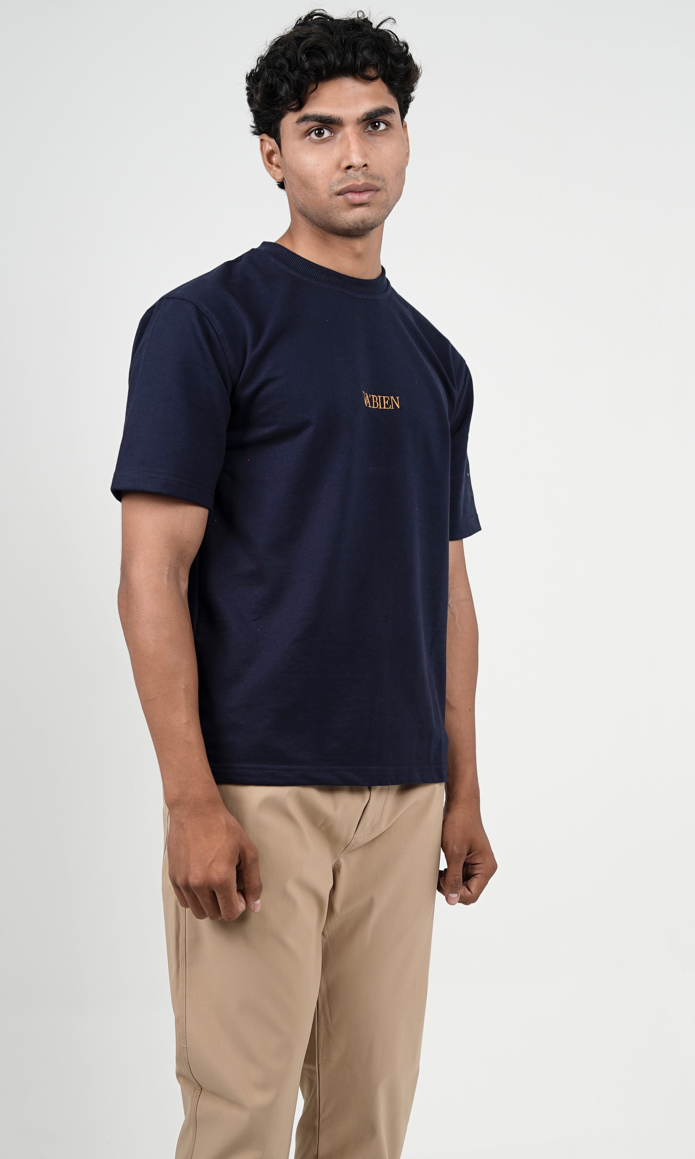 SLIGHTLY OVERSIZED TEE (TYPO) - NAVY