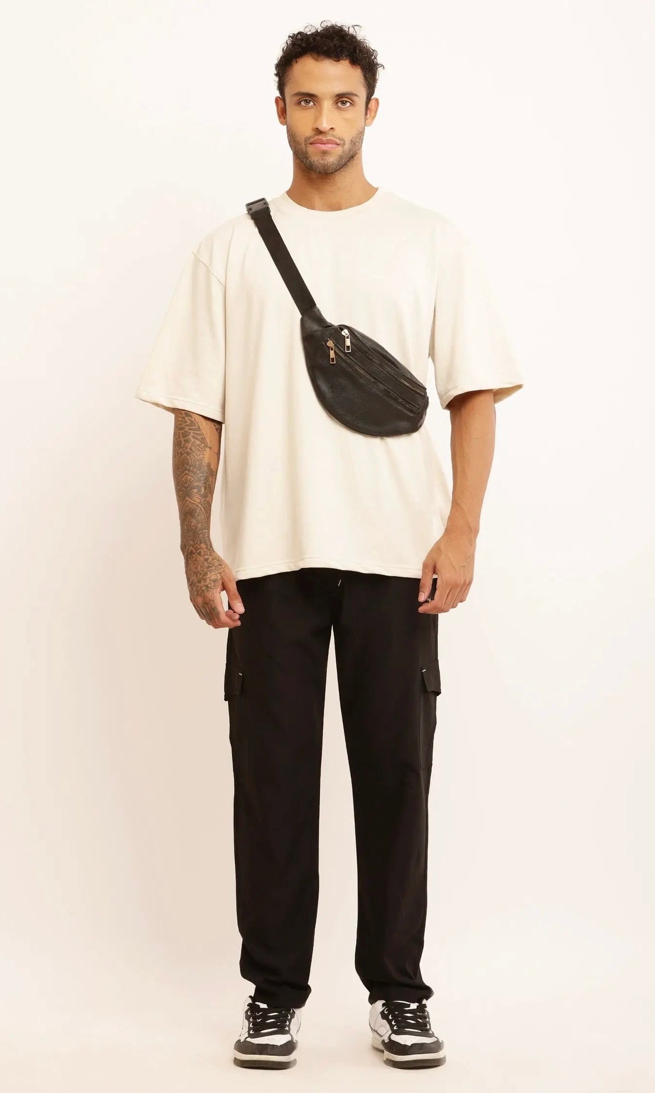 REGULAR FIT TWILL CARGO - BLACK