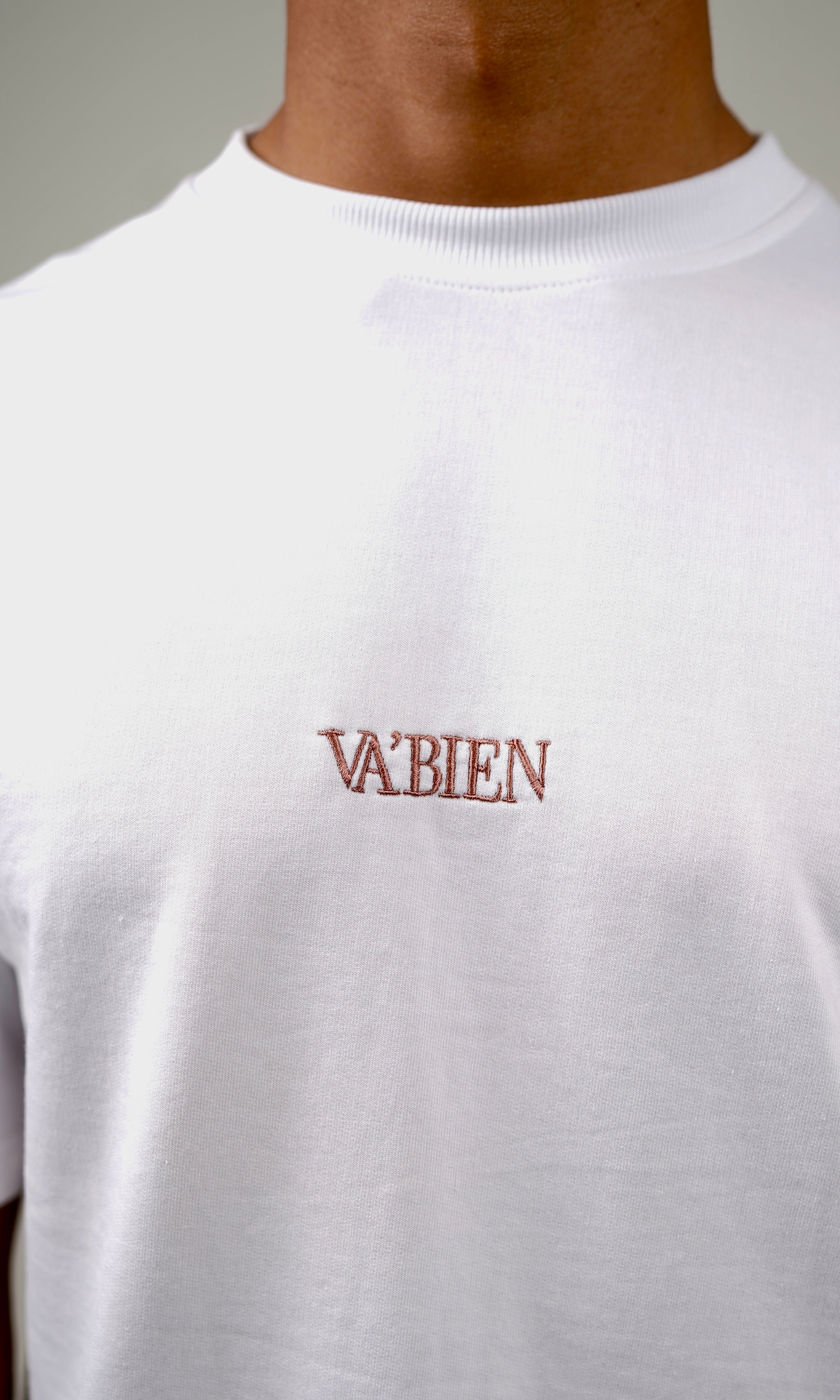 SLIGHTLY OVERSIZED TEE (TYPO) - WHITE
