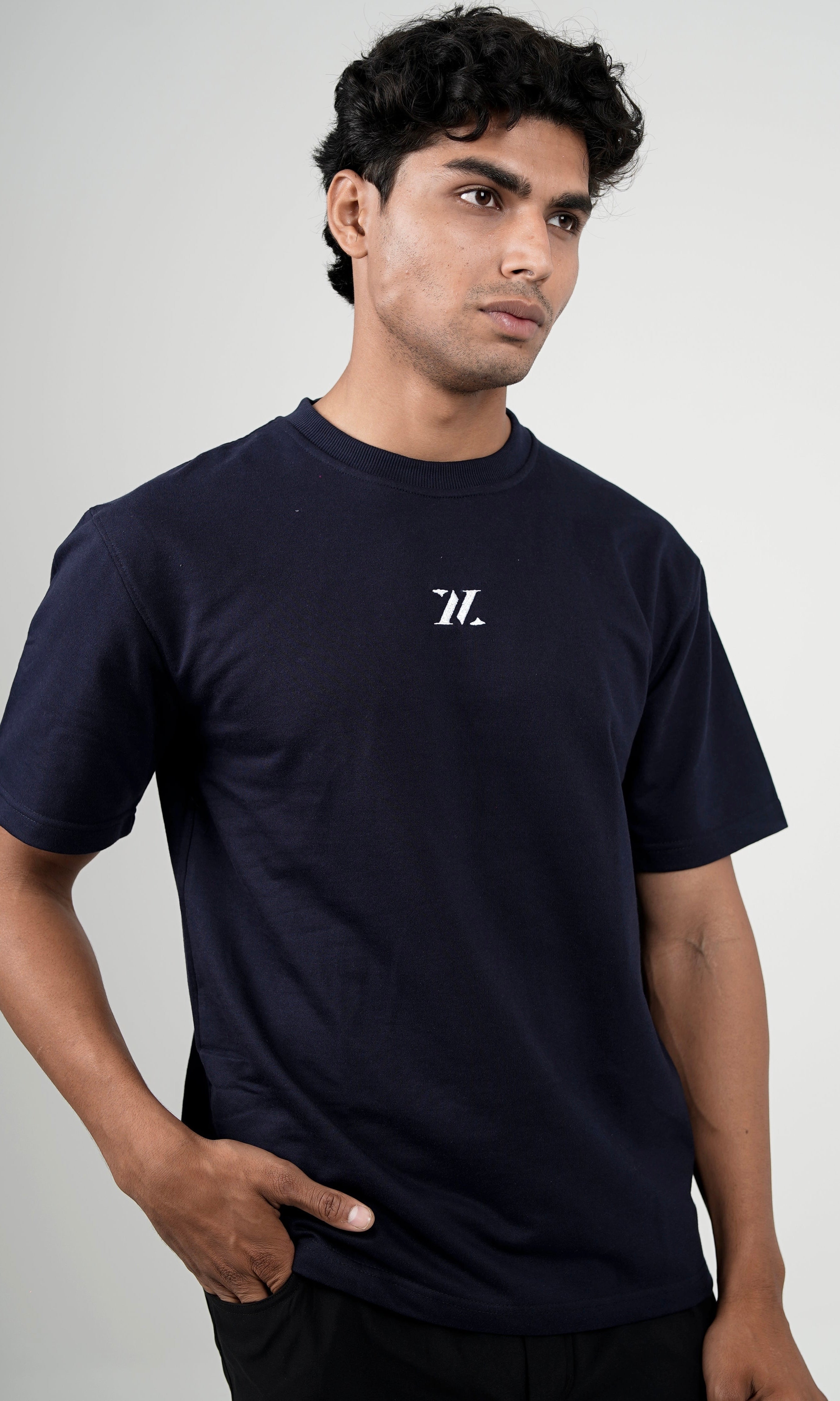 SLIGHTLY OVERSIZED TEE - NAVY