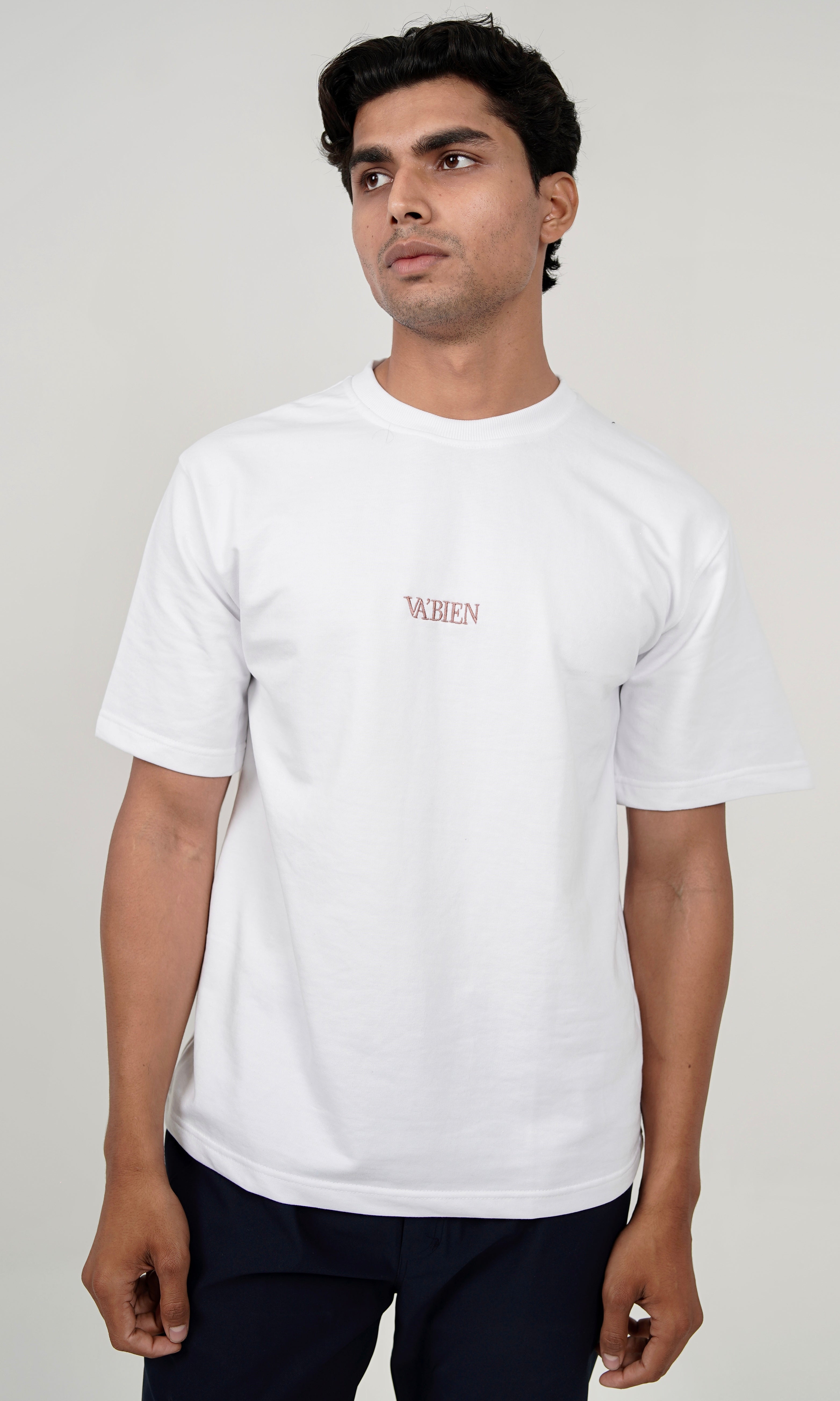 SLIGHTLY OVERSIZED TEE (TYPO) - WHITE