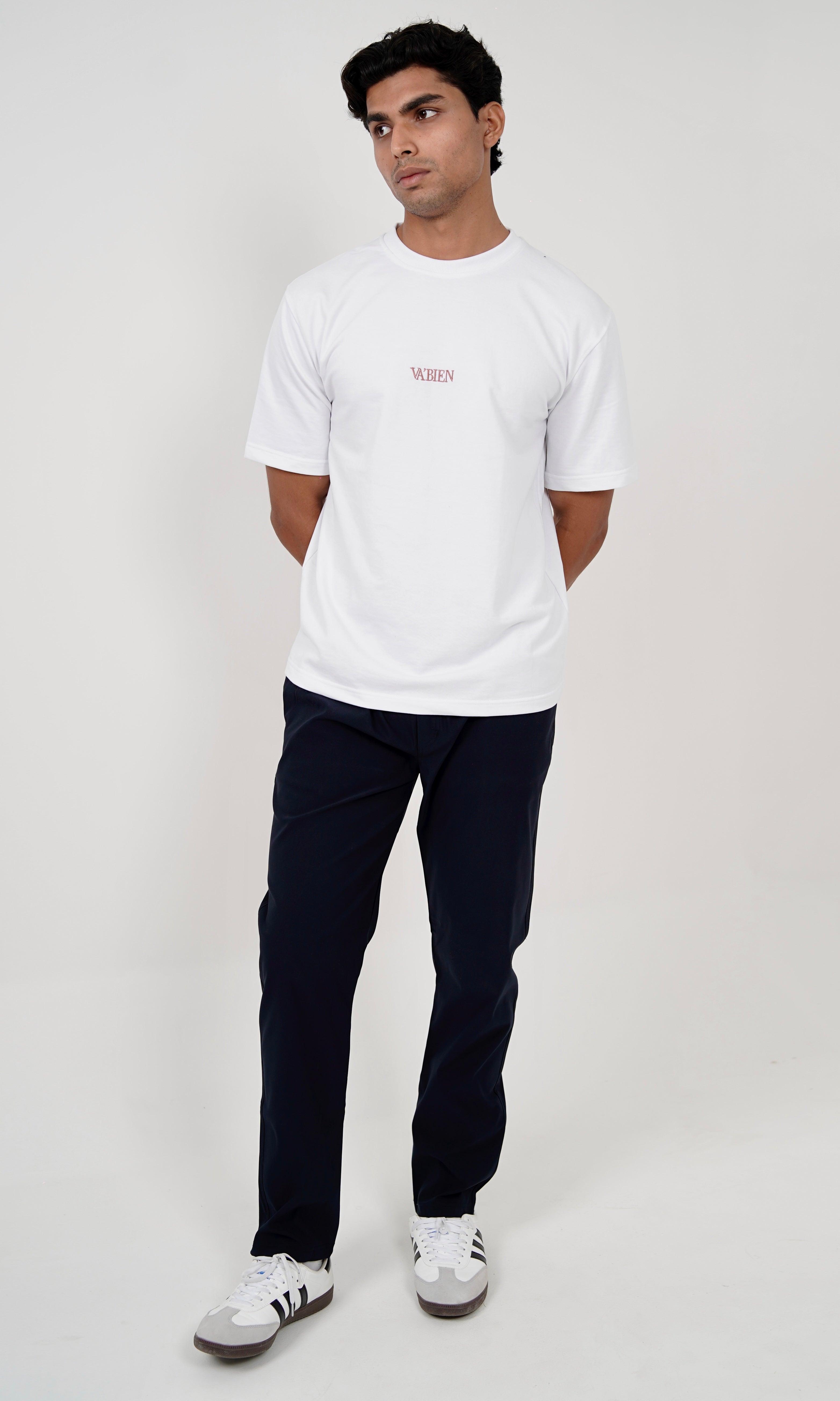 SLIGHTLY OVERSIZED TEE (TYPO) - WHITE